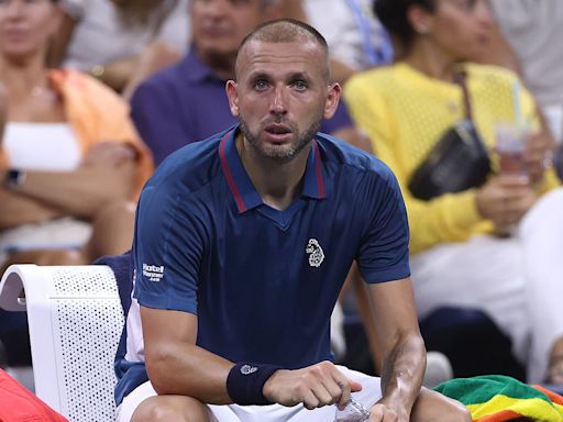 Dan Evans retires from US Open after hip injury against Alex de Minaur