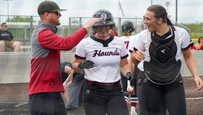 This week in DII sports: Let's predict the DII softball championship final eight