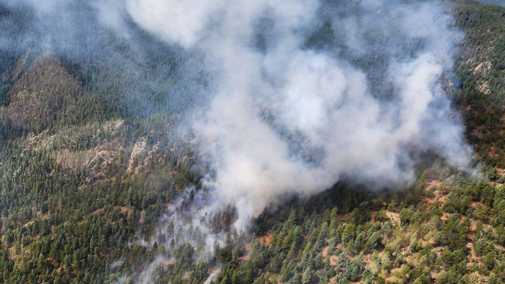 Oak Ridge Fire: Colorado blaze 5% contained at 1,190 acres following weekend efforts