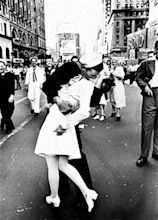 Kiss Signaled the End of World War II: the Famous Kiss Picture - HubPages