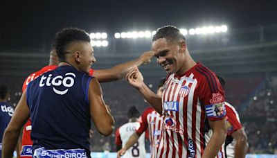 El costoso regalo de Carlos Bacca a los jugadores campeones de la décima estrella con el Junior FC