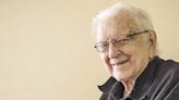 Columna de Sebastián Edwards: Los 100 años de “Alito” Harberger, un “gran capitán” - La Tercera