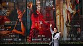 Série dirigida por Wong Kar-wai mostra primeiros milionários de Xangai