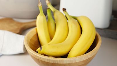 Bananas stay fresh for 18 days longer without going mushy if genius tip is used