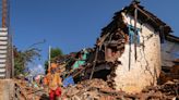 Rescuers struggle to find Nepal earthquake survivors as aid trickles in