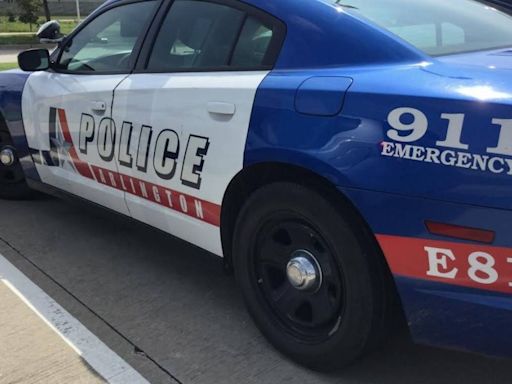 Arlington Bowie High School on lockdown as police investigate shooting outdoors on campus