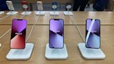 Apple deve lançar iPhone mais fino em 2025, diz site