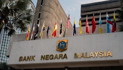 Malaysia Central Bank Holds Rates Steady, as Widely Expected
