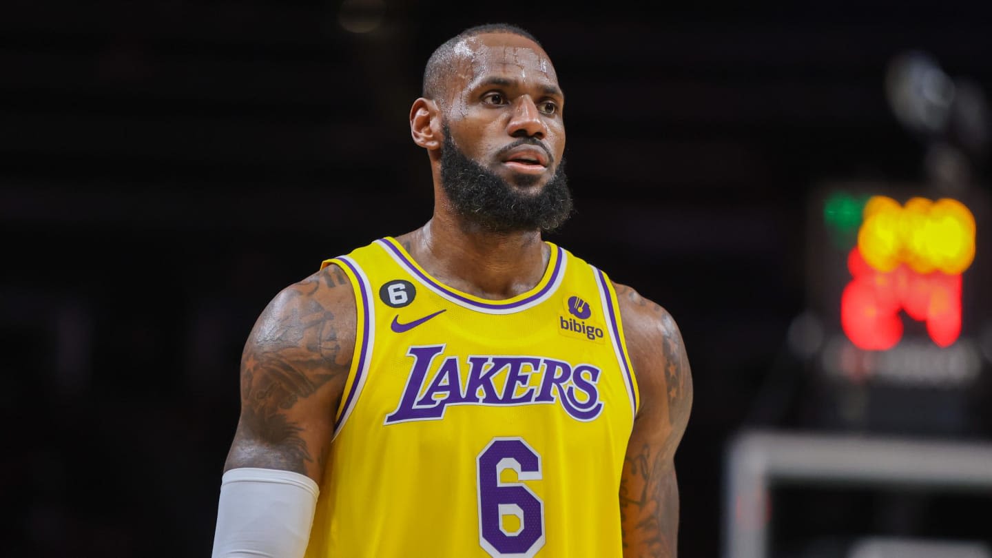 Los Angeles Lakers Star LeBron James Makes Viral Instagram Post