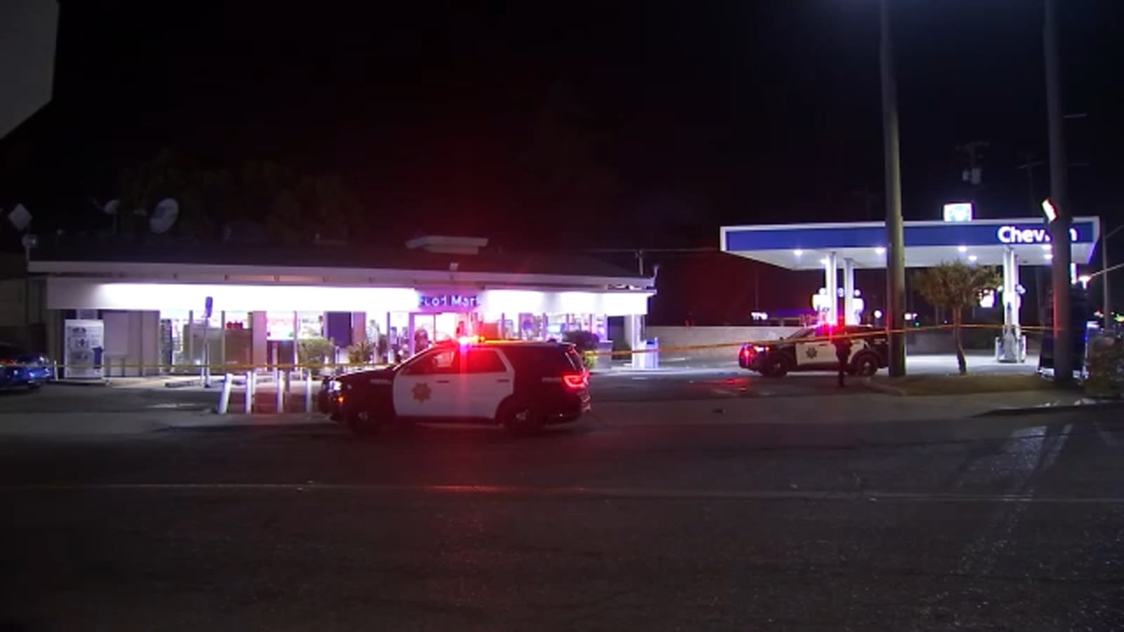 Suspect fires gunshot during armed robbery in west central Fresno, police say