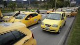 "No pueden prestar servicio": Alcaldía escuchó a taxistas y fue contundente con las 'apps'