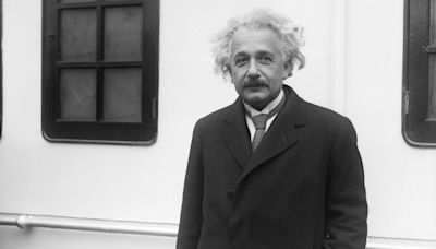 Late Microsoft co-founder's treasure hoard of artefacts to be auctioned, includes a letter Einstein sent to Roosevelt that ultimately led to the Manhattan Project