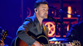 WATCH: Justin Timberlake Stops Concert For Fan Who 'Desperately' Needs Help | iHeart