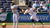 Triple de Ji Hwan Bae encamina triunfo de Piratas ante Cerveceros, 5-4