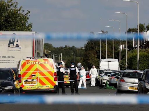 UK stabbing: Mosque targeted, 40 police officers injured in violence near incident site