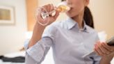 Nunca lo tomes después de beber alcohol; podría ser peligroso para tu salud