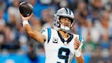 Dalton será titular con los Panthers ante Seahawks; Bryce Young tiene un esguince de tobillo