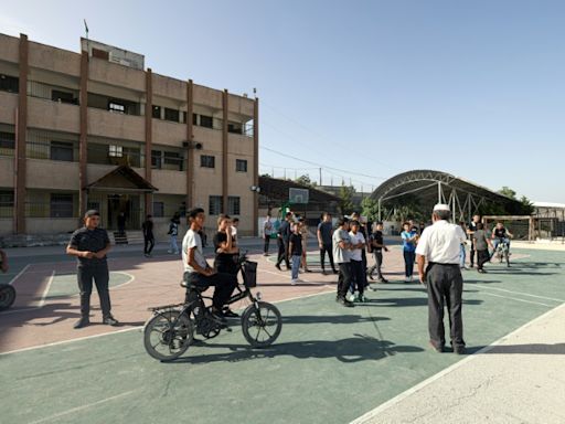 Ir a la escuela en Cisjordania, un camino lleno de obstáculos y miedos