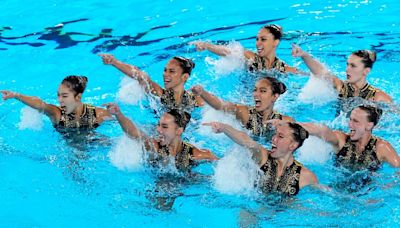 Issaquah's Keana Hunter explains how artistic swimmers 'Knox' their hair