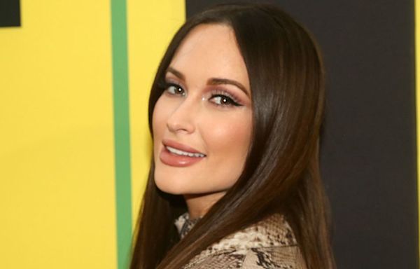 Kacey Musgraves Turns Rude Comment Into Iconic T-Shirt Clapback