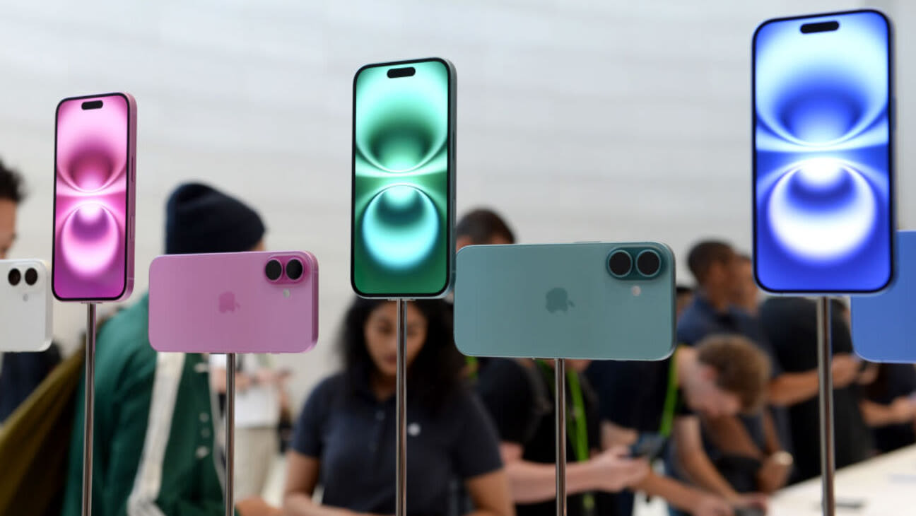 Apple’s New iPhone 16, AirPods 4 and More Arrive Soon: HereAre the Pre-Order and Release Dates, Pricing and More