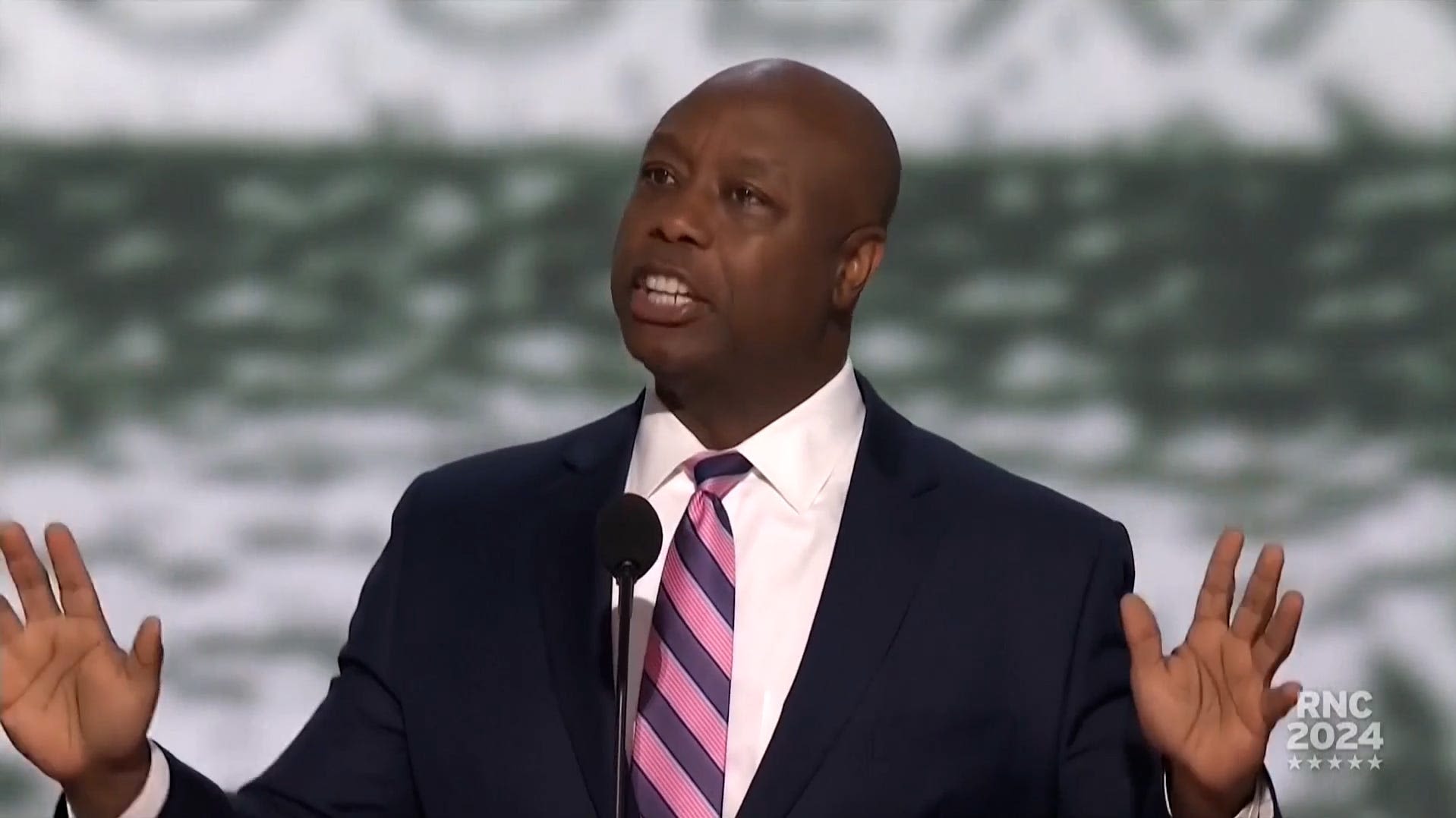 Tim Scott marries Mindy Noce; South Carolina senator shares wedding photos on social media