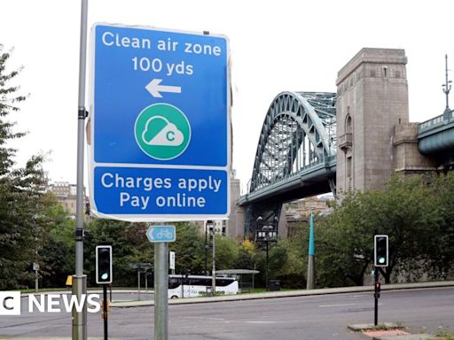 Newcastle air pollution levels fall 'after clean air zone charge'