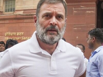 Rahul flags 'hollow' Budget promises; demands ignored, say regional parties