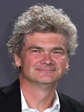 Simon Farnaby