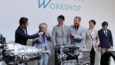 Mientras la electrificación sigue frenándose, el mayor fabricante del mundo lanza un nuevo motor de combustión para autos híbridos