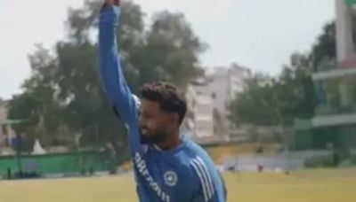 Rishabh Pant Bowls Spin To Shubman Gill Ahead Of IND vs BAN Second Test In Kanpur, Video Goes Viral - Watch