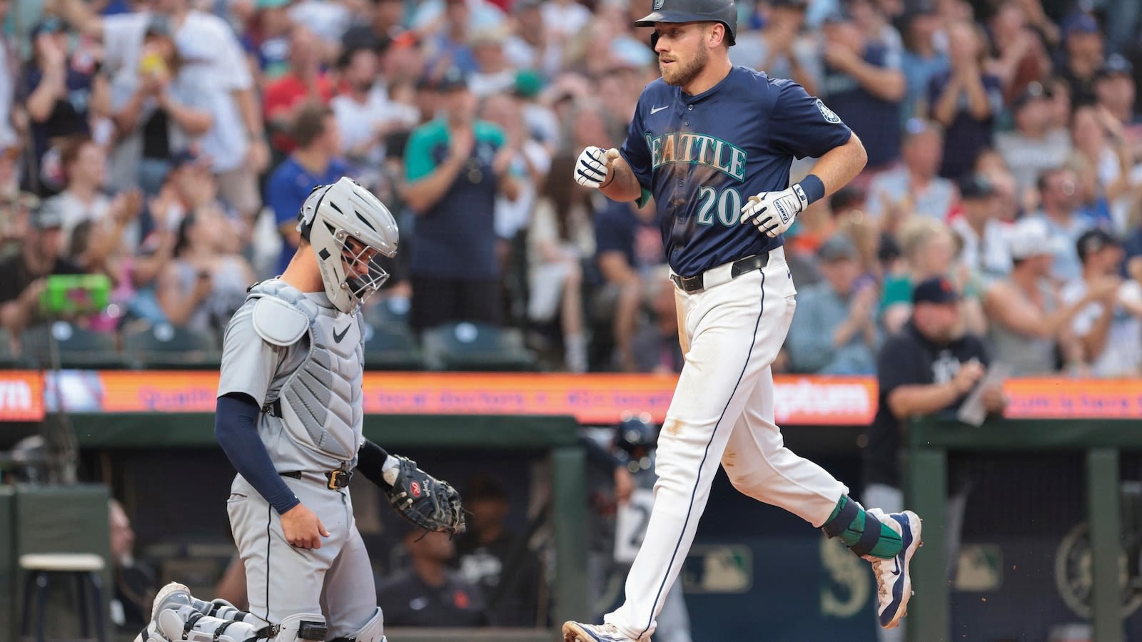 Haniger hits 3-run double in ninth to rally Mariners to 4-3 win over Tigers