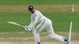 Cricket-England lose Duckett chasing 399 against India