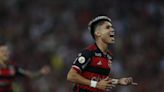 Luiz Araújo supera critícas e se torna peça importante do Flamengo em período de desfalques