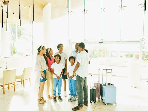 7 Boundaries Therapists Say You Should Set Before A Family Vacation