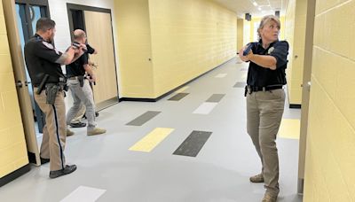 Orange County officers, deputies hold active shooter drill Monday at Vidor Middle School, Oak Forest Elementary