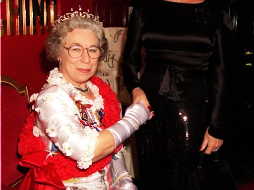 Queen Elizabeth lookalike Jeannette Charles dies at same age as the Queen at 96