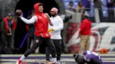 WATCH: Travis Kelce throws Justin Tucker’s helmet so Patrick Mahomes can warm up