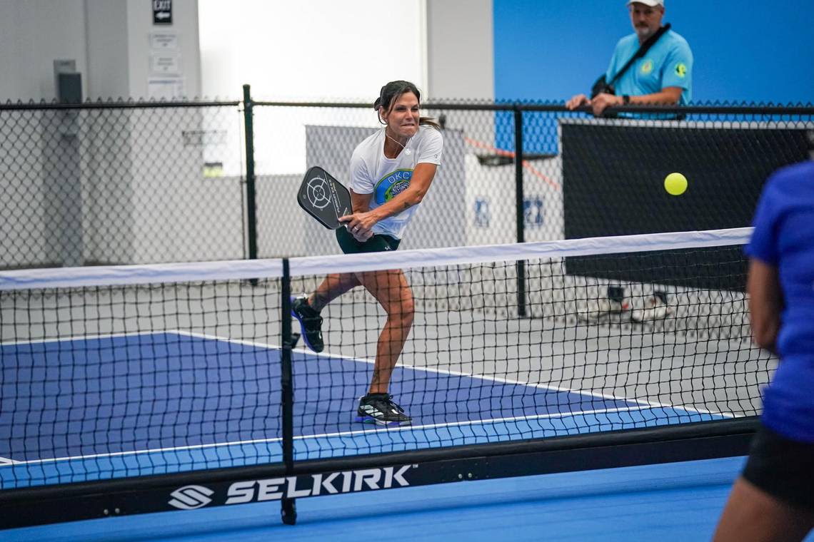 She became a 54-year-old pickleball pro 5 years after her first lesson. Here’s how