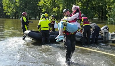 Houston braces for flooding to worsen in wake of storms