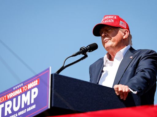 Former President Donal Trump discusses climate change, the American Dream at Chesapeake rally that drew thousands