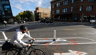 Letters: A protected bike lane gave me the safety and freedom to ride in Chicago