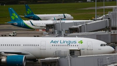 Ireland's Aer Lingus settles pilot pay row