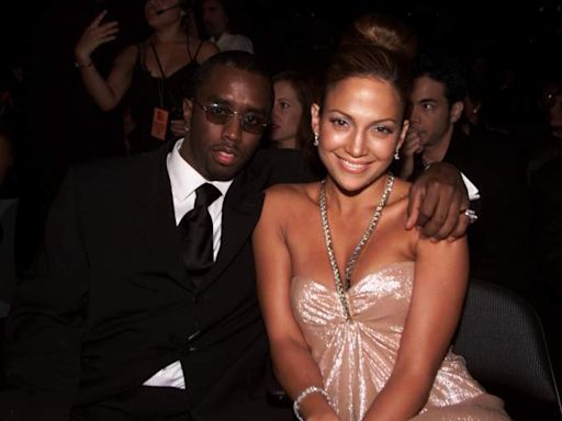 Photo of Jennifer Lopez in Bed With Sean 'Diddy' Combs Goes Viral