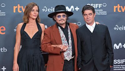 Johnny Depp’s ‘Modi’ Charms San Sebastian, Filmmaker Dedicates Flick To Late Rocker Jeff Beck