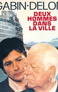 Deux hommes dans la ville