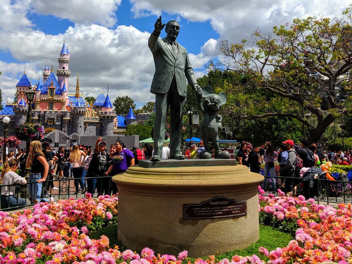 Disneyland Resort Unveils Exciting 2024 Summer Ticket Offer and Hotel Deals