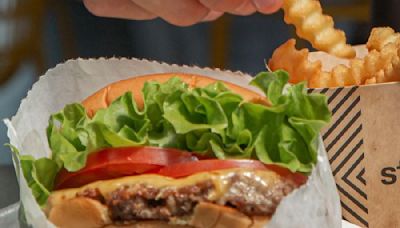 Crítica gastronómica de Don Tinto: Streat Burger, al paso - La Tercera