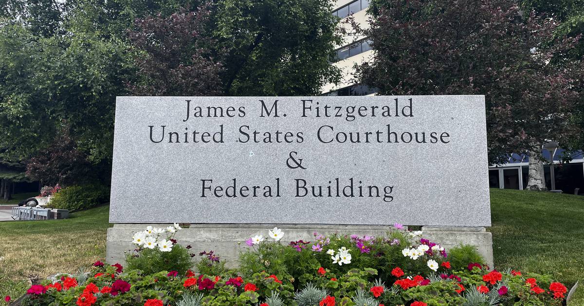 Federal prosecutors: Resigned Alaska federal judge had conflict of interest in 23 criminal cases