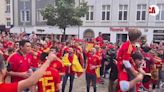 Fiestón español en Gelsenkirchen: bailes, un torero y el "¡Que viva España!" - MarcaTV